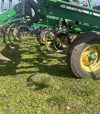 Культиватор John Deere 1000, 11,2 м, з пружинною бороною, б/в