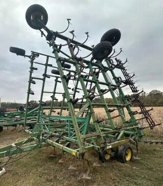 Культиватор John Deere 980, 12,5 м, с пружинной бороной, б/у