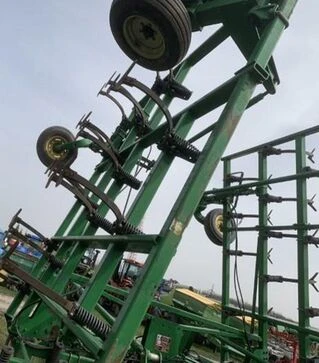 Культиватор John Deere 2210, ширина 10,7м, с катками, б/у
