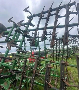 Культиватор John Deere 960, 9,6 м, з пружинною бороною, б/в