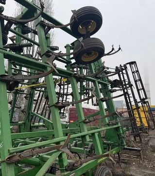 Культиватор John Deere 2210, 13,5 м, б/у
