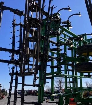 Культиватор John Deere 2210, 16,2 м, 2009 р.в, б/в
