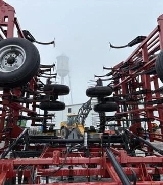 Культиватор CASE IH Tiger Mate 200, 13,4 м, б/в