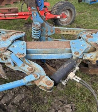 Плуг оборотний Lemken Vari Diamant, 6-корпусний