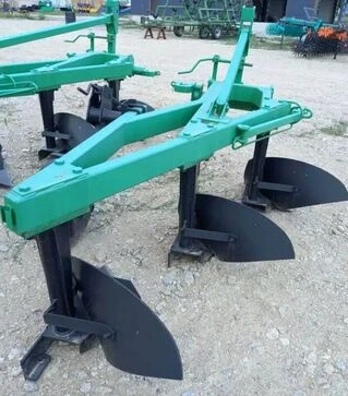 Плуг навісний Bomet ПЛН 3х35