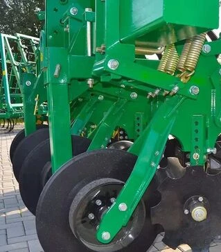 Агрегат полосовой обработки грунта HARVEST Strip-Till 4