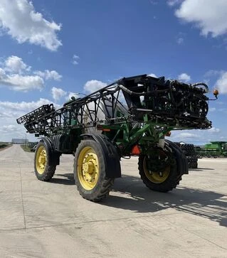 Опрыскиватель John Deere 4940