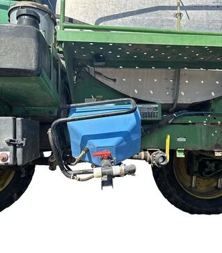 Опрыскиватель самоходный John Deere 4930, 2010 г.в., 15331 м/ч