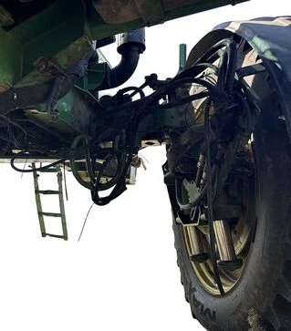 Опрыскиватель самоходный John Deere 4930, 2010 г.в., 15331 м/ч