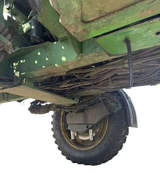 Обприскувач самохідний John Deere R4038, 2016 р.в., 4088 м/год