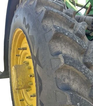 Обприскувач самохідний John Deere R4038, 2016 р.в., 4088 м/год