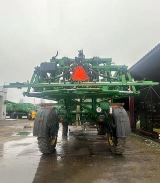 Обприскувач самохідний John Deere R4045, 2015 р.в, б/в