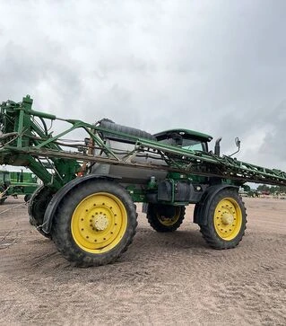 Опрыскиватель самоходный John Deere R4045, 2016 г.в, 3311 м/ч, б/у