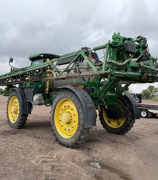 Опрыскиватель самоходный John Deere R4045, 2016 г.в, 3311 м/ч, б/у
