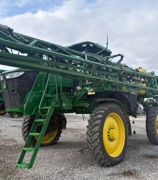 Обприскувач самохідний John Deere R4044, 2021 р.в, 3100 м/год, б/в