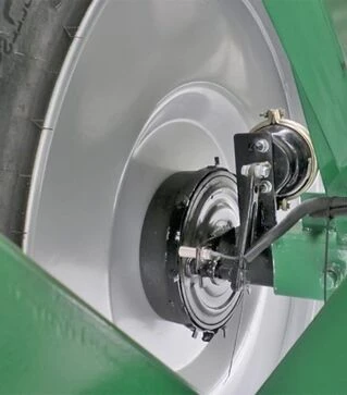 Обприскувач причіпний ВЕКТОР-5000-28