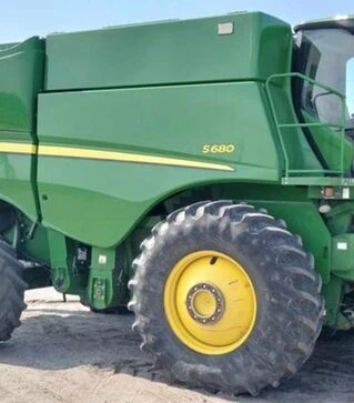 Зернозбиральний комбайн John Deere S680, 2014 р.в., без жниварки, б/в