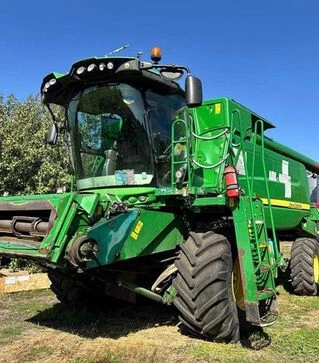 Комбайн John Deere W650і, 2012 рв, 5767 м/год, б/в