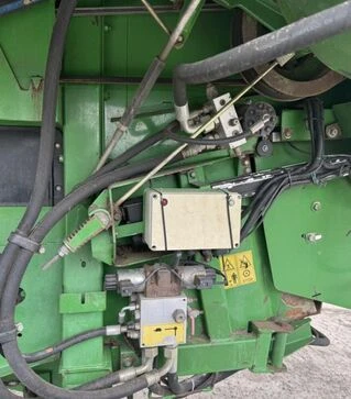 Комбайн John Deere 9880 STS, 2006 р.в, жниварка 630RХ, транспортний візок, ріпаковий стіл