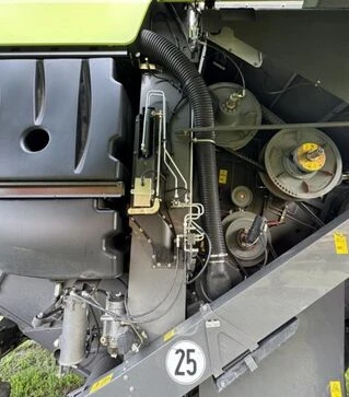 Комбайн CLAAS Lexion 650, 2017 р.в, жниварка Vario 770, транспортний візок, б/в