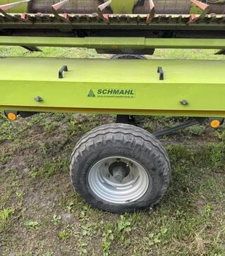 Комбайн CLAAS Lexion 650, 2017 р.в, жниварка Vario 770, транспортний візок, б/в