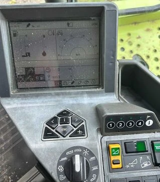 Зерноуборочный комбайн Claas Lexion 580TT, 2004 г.в, 4213 м/ч, жатка Vario, 9 м, б/у
