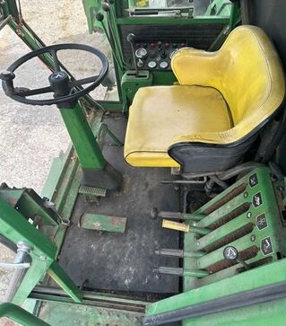 Зерноуборочный комбайн John Deere 985 HYDRO 4, гидроход, 1980 г.в, 4090 м/ч, б/у