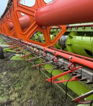 Зерноуборочный комбайн Claas Lexion 750, 2013 г.в, 2352 м/ч, б/у