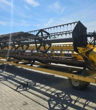 Зернозбиральний комбайн New Holland CR 9080, 2012 р.в, 2993 м/год, б/в