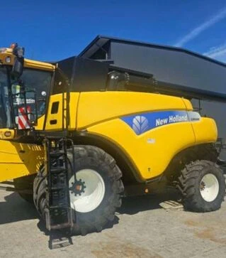 Зернозбиральний комбайн New Holland CR 9080, 2012 р.в, 2993 м/год, б/в