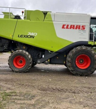 Зернозбиральний комбайн Claas Lexion 740, 2013 р.в, 2200 м/год, б/в