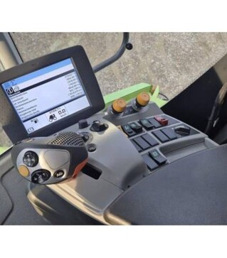 Зерноуборочный комбайн Claas Lexion 660, 2015 г.в, 2723 м/ч, б/у