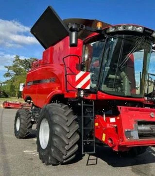 Зерноуборочный комбайн Case IH Axial Flow 6140, 2015 г.в, 1120 м/ч, б/у