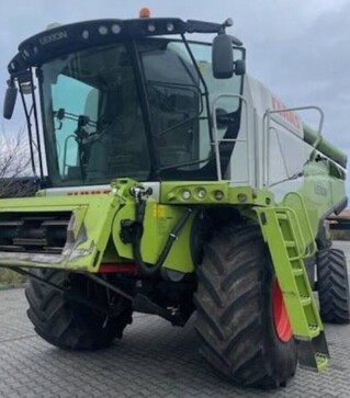 Зерноуборочный комбайн Claas Lexion 760, 530 л.с, 2013 г.в, 2123 м/ч, б/у