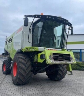 Зернозбиральний комбайн Claas Lexion 760, 360 к.с., 2013 р.в, 2123 м/год, б/в