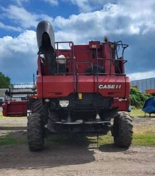 Зерноуборочный комбайн Case IH 5088, 2011 г.в, 6000 м/ч, б/у