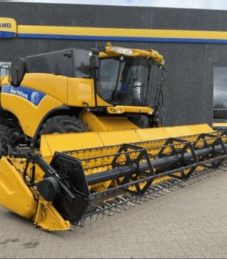 Зернозбиральний комбайн New Holland CX 8090, 2013 р.в, 2731 м/год, б/в