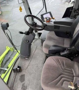 Зернозбиральний комбайн Claas Lexion 670 Montana, 2015 р.в, 2735 м/год, б/в