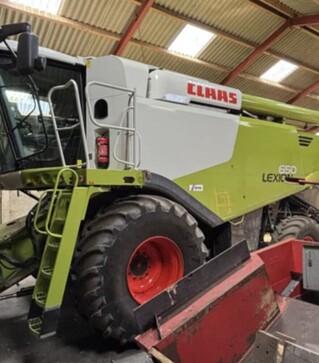Зернозбиральний комбайн Claas Lexion 650, 2018 р.в, 1166 м/год, б/в