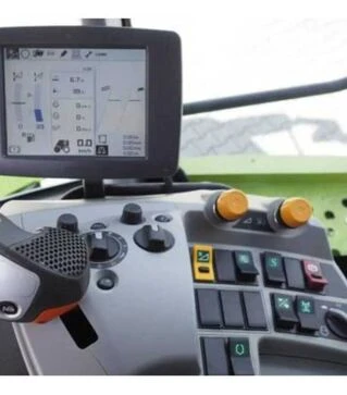 Зерноуборочный комбайн Claas Lexion 740, 2016 г.в, 2533 м/ч, б/у