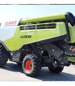 Зерноуборочный комбайн Claas Lexion 740, 2017 г.в, 1104 м/ч, б/у