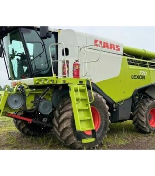 Зернозбиральний комбайн Claas Lexion 770, 2015 р.в, 1772 м/год, б/в