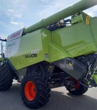 Зернозбиральний комбайн Claas Lexion 650, 2016 р.в, 3058 м/год, б/в