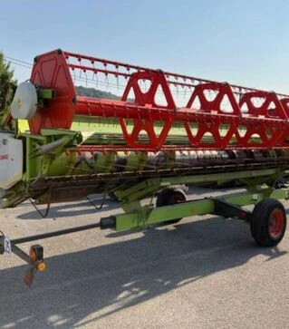 Зерноуборочный комбайн Claas Lexion 740, 2015 г.в, 1465 м/ч, б/у