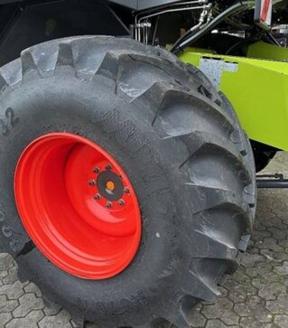 Зерноуборочный комбайн Claas Evion 410, 2025 г.в, 161 м/ч, б/у