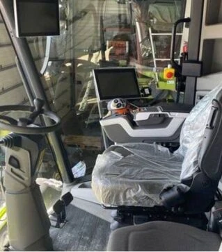 Зернозбиральний комбайн Claas Lexion 7700, 2021 р.в, 1846 м/год, б/в