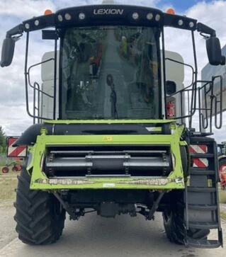 Зерноуборочный комбайн Claas Lexion 6800, 2022 г.в, 571 м/ч, б/у