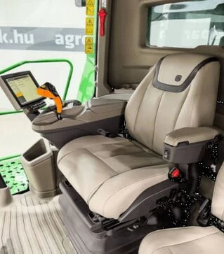 Зернозбиральний комбайн John Deere X9 1100, 2023 р.в, 218 м/год, б/в