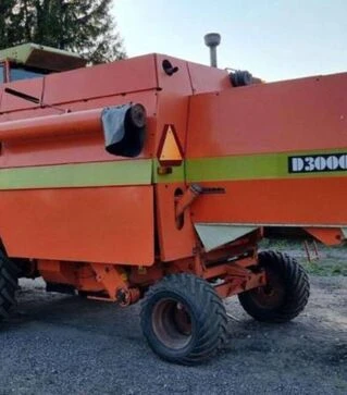 Зернозбиральний комбайн Dronningborg D3000, 1988 р.в,  м/год, б/в