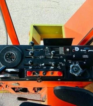 Зернозбиральний комбайн Dronningborg D 7000 S м/год, б/в